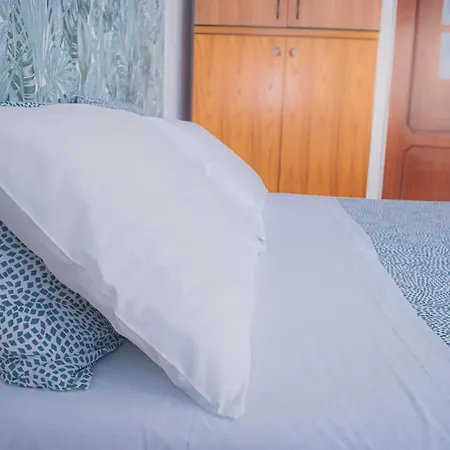 Magnolia Con Giardino Bari