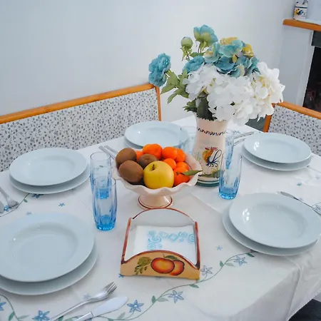 Magnolia Con Giardino *